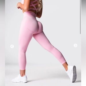 BABY PINK contour leggings